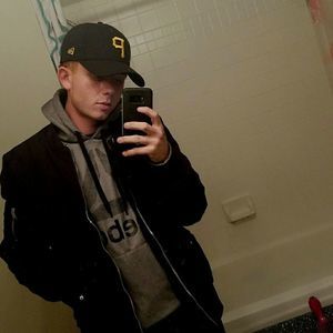 Meet your Posher, Christian